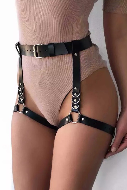 lola leg garter